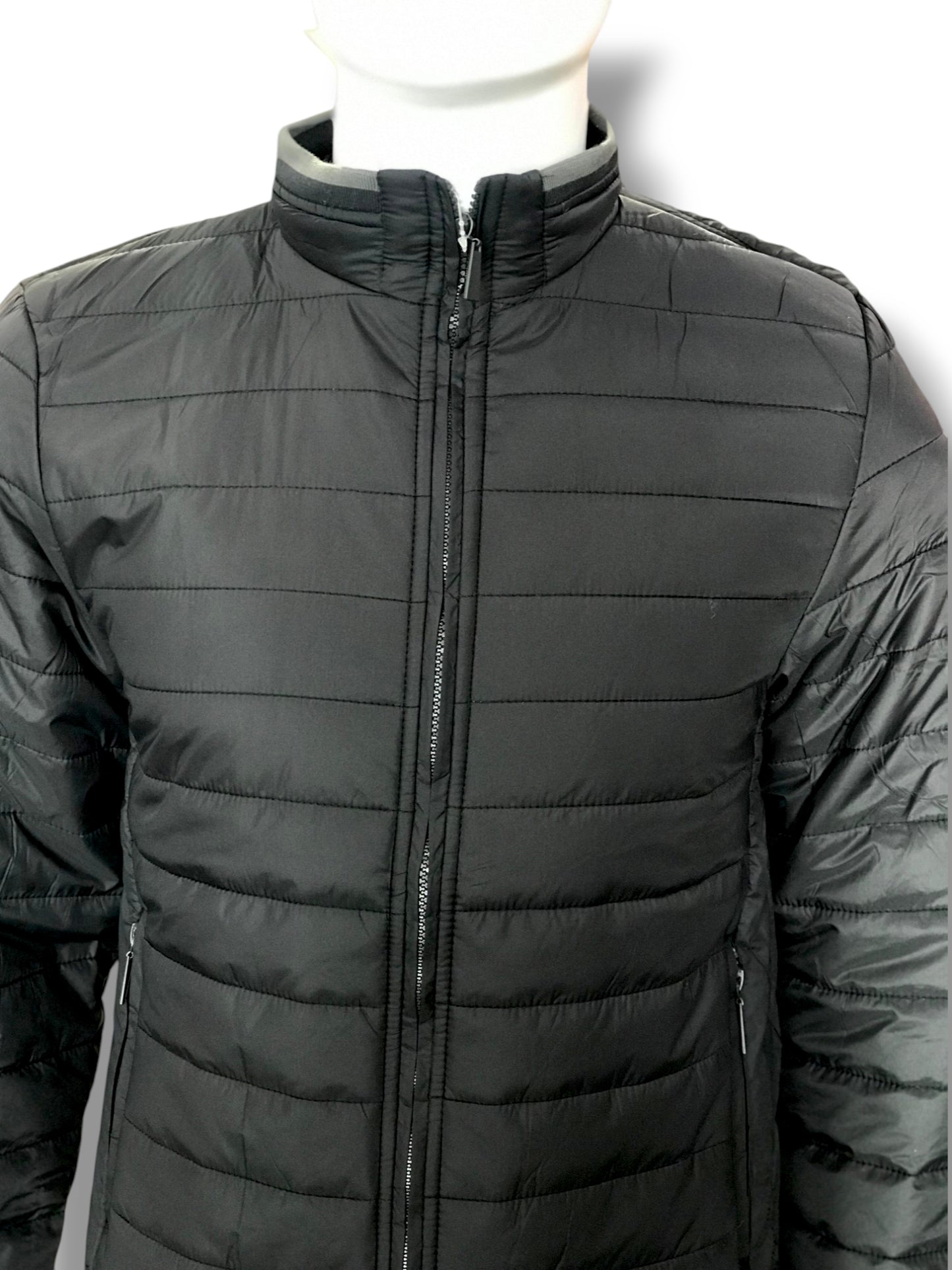 INOVATHI PUFFER JACKET BLACK